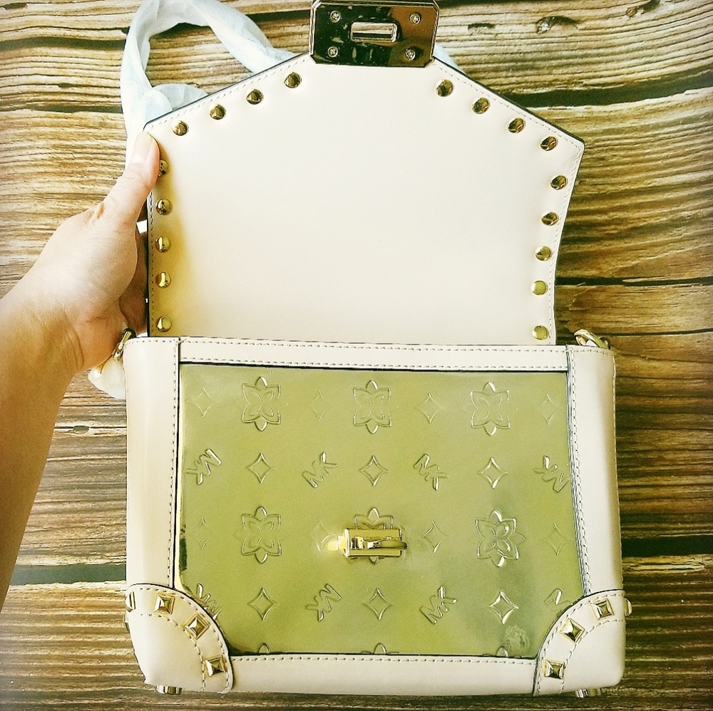 🍒NWT🍒 MK GOLD MIRROR TRUNK CONVERTIBLE SA - Picture 3 of 8